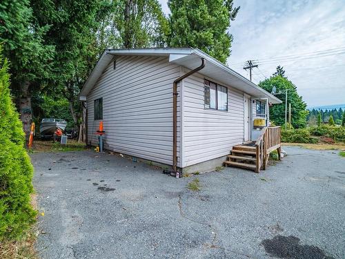 1226 Lawlor Rd, Nanaimo, BC - Outdoor With Exterior