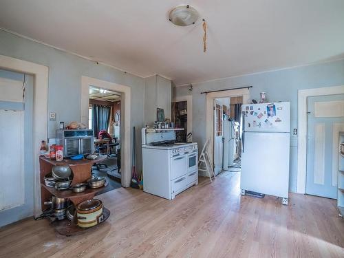 1226 Lawlor Rd, Nanaimo, BC - Indoor Photo Showing Kitchen