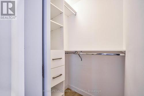 1106 - 215 Queen Street W, Toronto (University), ON - Indoor With Storage