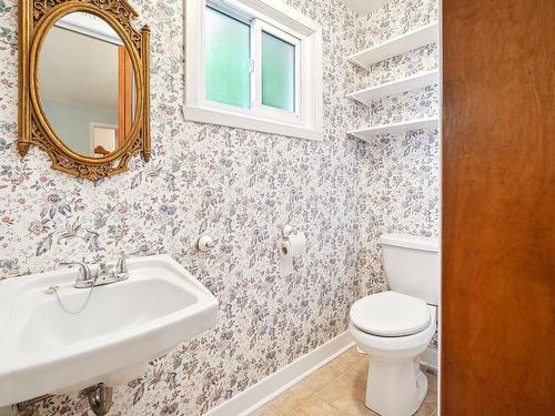 Powder room - 799 Rue Mountainview, Otterburn Park, QC - Indoor Photo Showing Bathroom