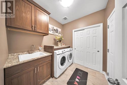 3157 Bethune Avenue, Fort Erie, ON - Indoor Photo Showing Laundry Room