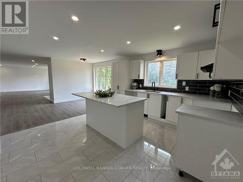 17017 Highway 43, North Stormont, ON - Indoor Photo Showing Kitchen