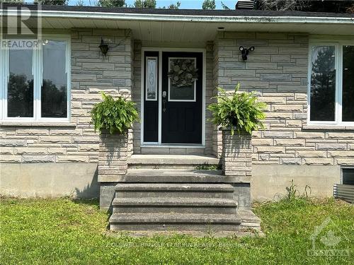 17017 Highway 43, North Stormont, ON - Outdoor