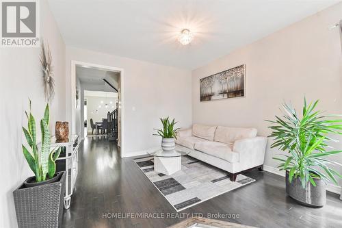 23 Killington Avenue, Vaughan (Kleinburg), ON - Indoor Photo Showing Living Room