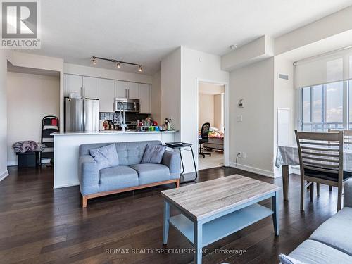 3102 - 4011 Brickstone Mews, Mississauga (City Centre), ON - Indoor Photo Showing Living Room