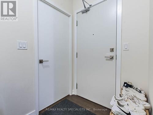 3102 - 4011 Brickstone Mews, Mississauga (City Centre), ON - Indoor Photo Showing Other Room