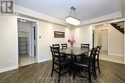 8 Nelly Court, Brampton (Vales Of Castlemore), ON - Indoor Photo Showing Dining Room