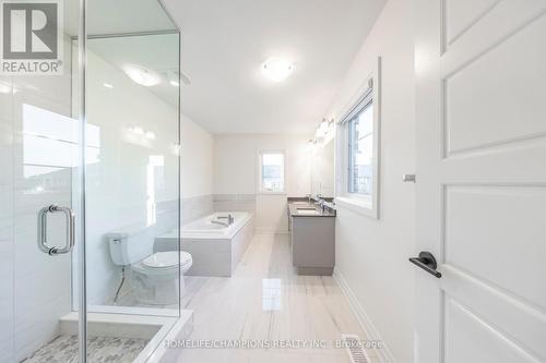 476 Twin Streams Road, Whitby, ON - Indoor Photo Showing Bathroom