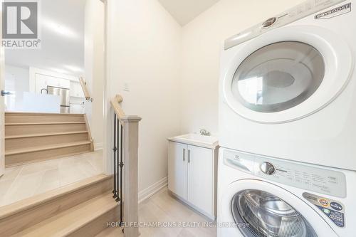 476 Twin Streams Road, Whitby, ON - Indoor Photo Showing Laundry Room