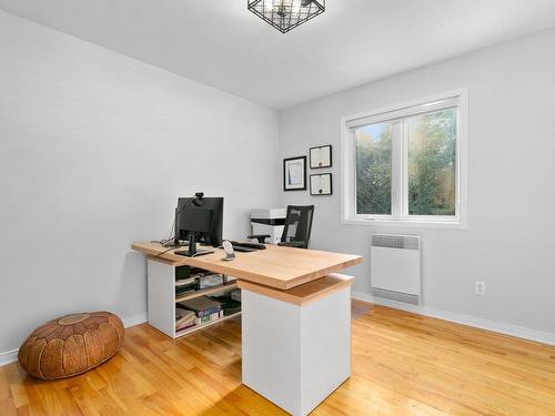 Bedroom - 401 Rue Du Clos-Du-Marquis, Prévost, QC - Indoor Photo Showing Office