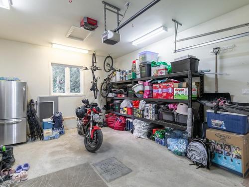 Garage - 401 Rue Du Clos-Du-Marquis, Prévost, QC - Indoor Photo Showing Garage