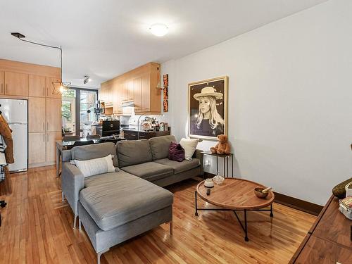 Dwelling - 1313  - 1317 Rue St-Zotique E., Montréal (Rosemont/La Petite-Patrie), QC - Indoor Photo Showing Living Room