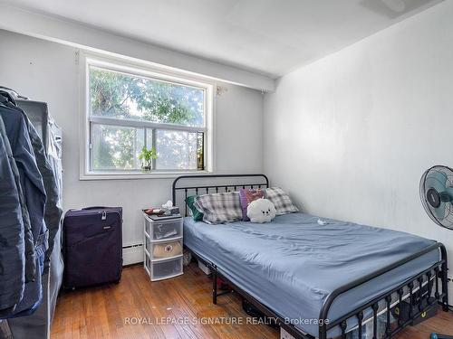 724 Wilson Avenue, Toronto, ON 