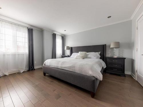 Master bedroom - 343 Rue François-Cotineau, Terrebonne (Lachenaie), QC - Indoor Photo Showing Bedroom