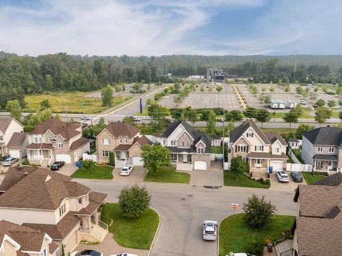 Photo aÃ©rienne - 343 Rue François-Cotineau, Terrebonne (Lachenaie), QC - Outdoor With Facade With View