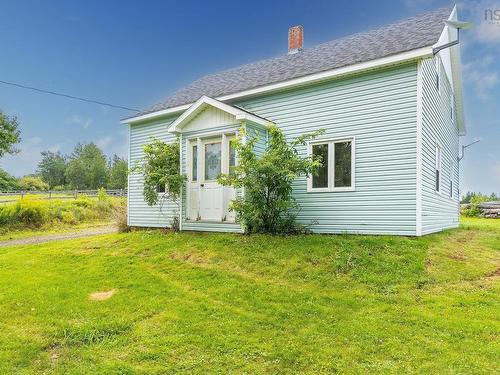 239 Brinton Road, Port Lorne, NS 