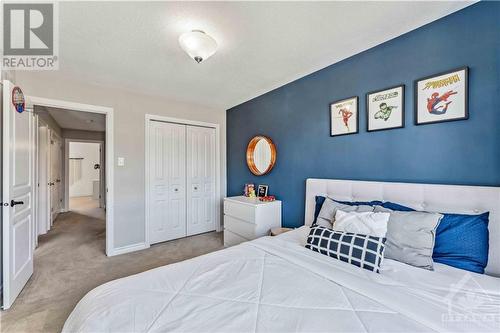 727 Morningstar Way, Ottawa, ON - Indoor Photo Showing Bedroom