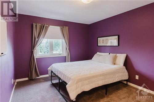 8 Stonemeadow Drive, Ottawa, ON - Indoor Photo Showing Bedroom