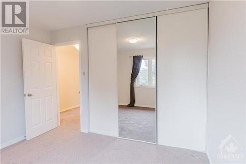 8 Stonemeadow Drive, Ottawa, ON - Indoor Photo Showing Other Room