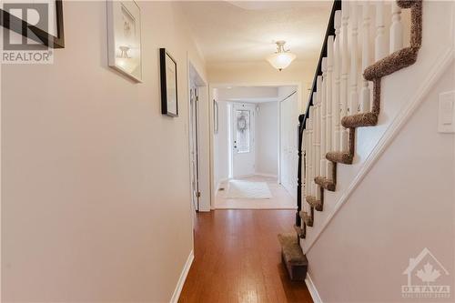 8 Stonemeadow Drive, Ottawa, ON - Indoor Photo Showing Other Room