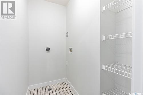 119 Taube Avenue, Saskatoon, SK - Indoor With Storage