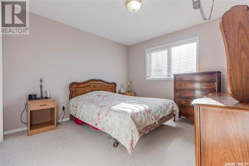 53 111 Fairbrother Crescent, Saskatoon, SK - Indoor Photo Showing Bedroom