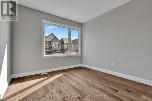 3307 Harasym Trail, Oakville, ON - Indoor Photo Showing Other Room