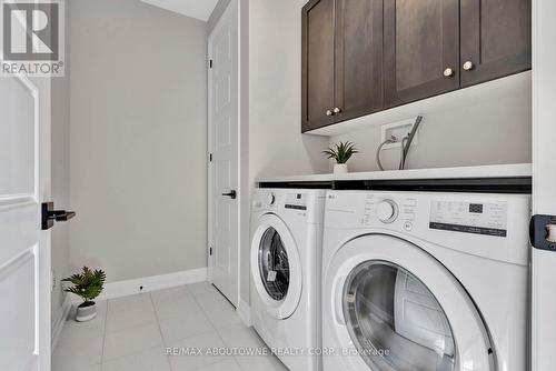 3307 Harasym Trail, Oakville, ON - Indoor Photo Showing Laundry Room