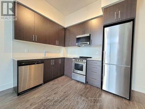 1418 - 212 King William Street, Hamilton (Beasley), ON - Indoor Photo Showing Kitchen With Stainless Steel Kitchen