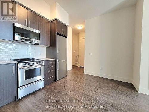 1418 - 212 King William Street, Hamilton, ON - Indoor Photo Showing Kitchen