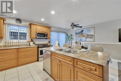 214 Pine, Essex, ON - Indoor Photo Showing Kitchen With Double Sink