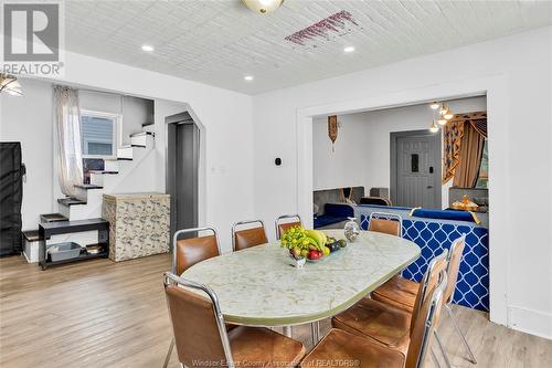 1092 Highland Avenue, Windsor, ON - Indoor Photo Showing Dining Room