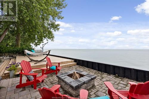 1292 Shoreline, Lakeshore, ON - Outdoor With Body Of Water