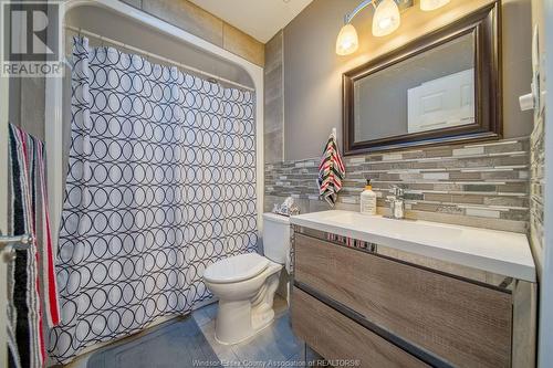 353 West Puce Road, Lakeshore, ON - Indoor Photo Showing Bathroom