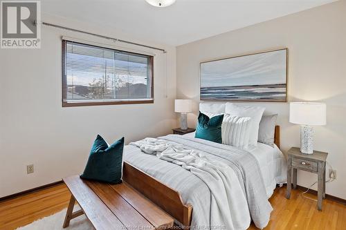 1075 Frank Avenue, Windsor, ON - Indoor Photo Showing Bedroom