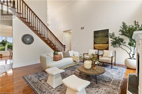 413 Falconridge Drive, Kitchener, ON - Indoor Photo Showing Living Room