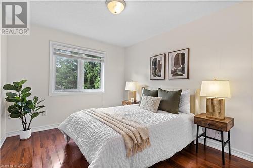 413 Falconridge Drive, Kitchener, ON - Indoor Photo Showing Bedroom