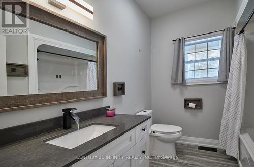 7222 Hwy 35, Kawartha Lakes (Coboconk), ON - Indoor Photo Showing Bathroom