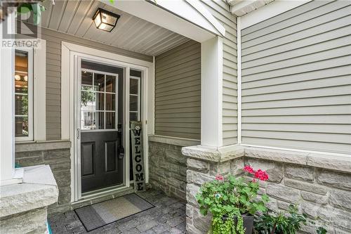 Front Enterance - 115 Braddock Private, Ottawa, ON - Outdoor