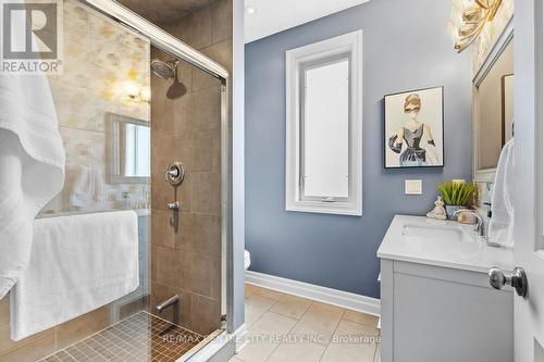 11 - 164 Woodholme Close, London, ON - Indoor Photo Showing Bathroom