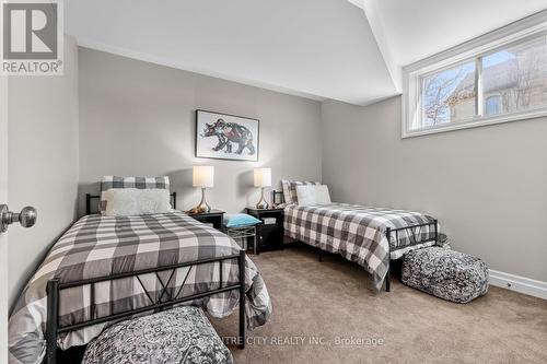 11 - 164 Woodholme Close, London, ON - Indoor Photo Showing Bedroom