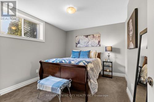 11 - 164 Woodholme Close, London, ON - Indoor Photo Showing Bedroom