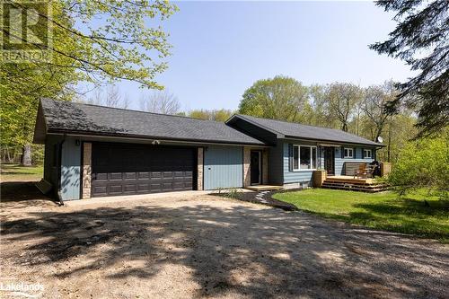 Sprawling 3 bedroom Bungalow w/ 2 Car Garage & Workshop - 1322 Britannia Road, Huntsville, ON - Outdoor