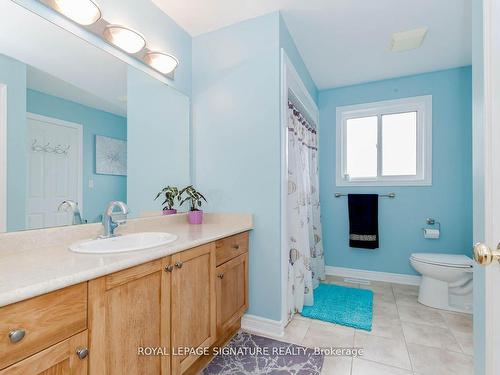 64 Westland St, St. Catharines, ON - Indoor Photo Showing Bathroom