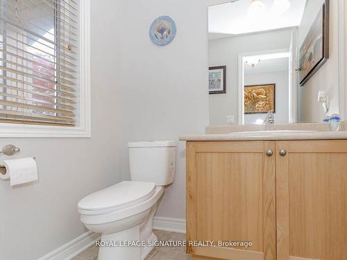 64 Westland St, St. Catharines, ON - Indoor Photo Showing Bathroom