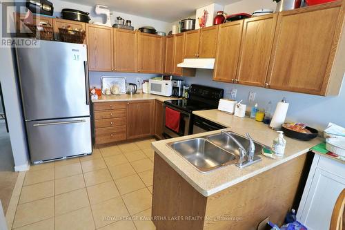 Upper - 60 Cook Street, Kawartha Lakes (Lindsay), ON - Indoor Photo Showing Kitchen With Double Sink