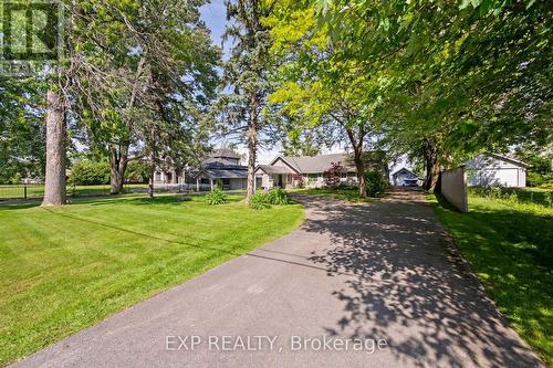 651 Duclos Point Road, Georgina, ON - Outdoor