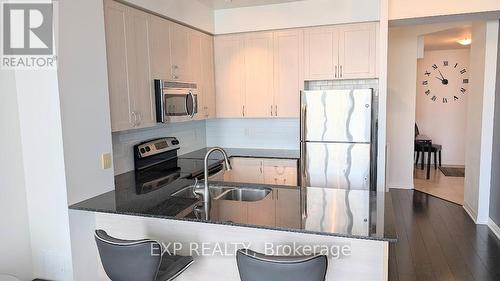 1206 - 225 Webb Drive, Mississauga (City Centre), ON - Indoor Photo Showing Kitchen With Double Sink