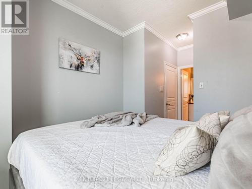 808 - 3525 Kariya Drive, Mississauga (City Centre), ON - Indoor Photo Showing Bedroom