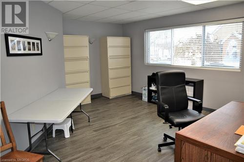 OFFICE / LARGE TREATMENT ROOM - 662 Gustavus Street, Port Elgin, ON 